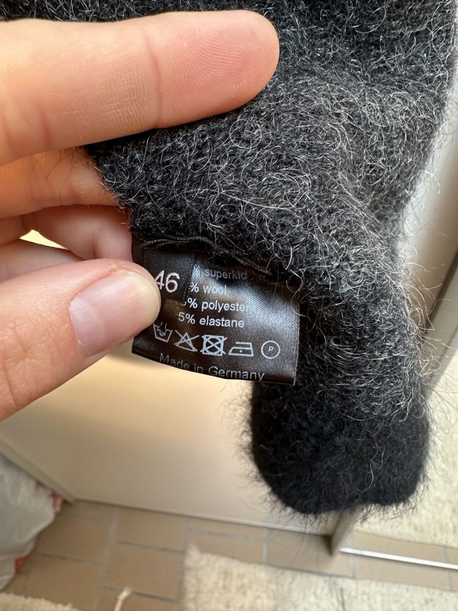 Maglioni & Felpe: Kuscheliger Yukai Cardigan Gr. 46 – Usato da Therwil venduto da jonasiw 8