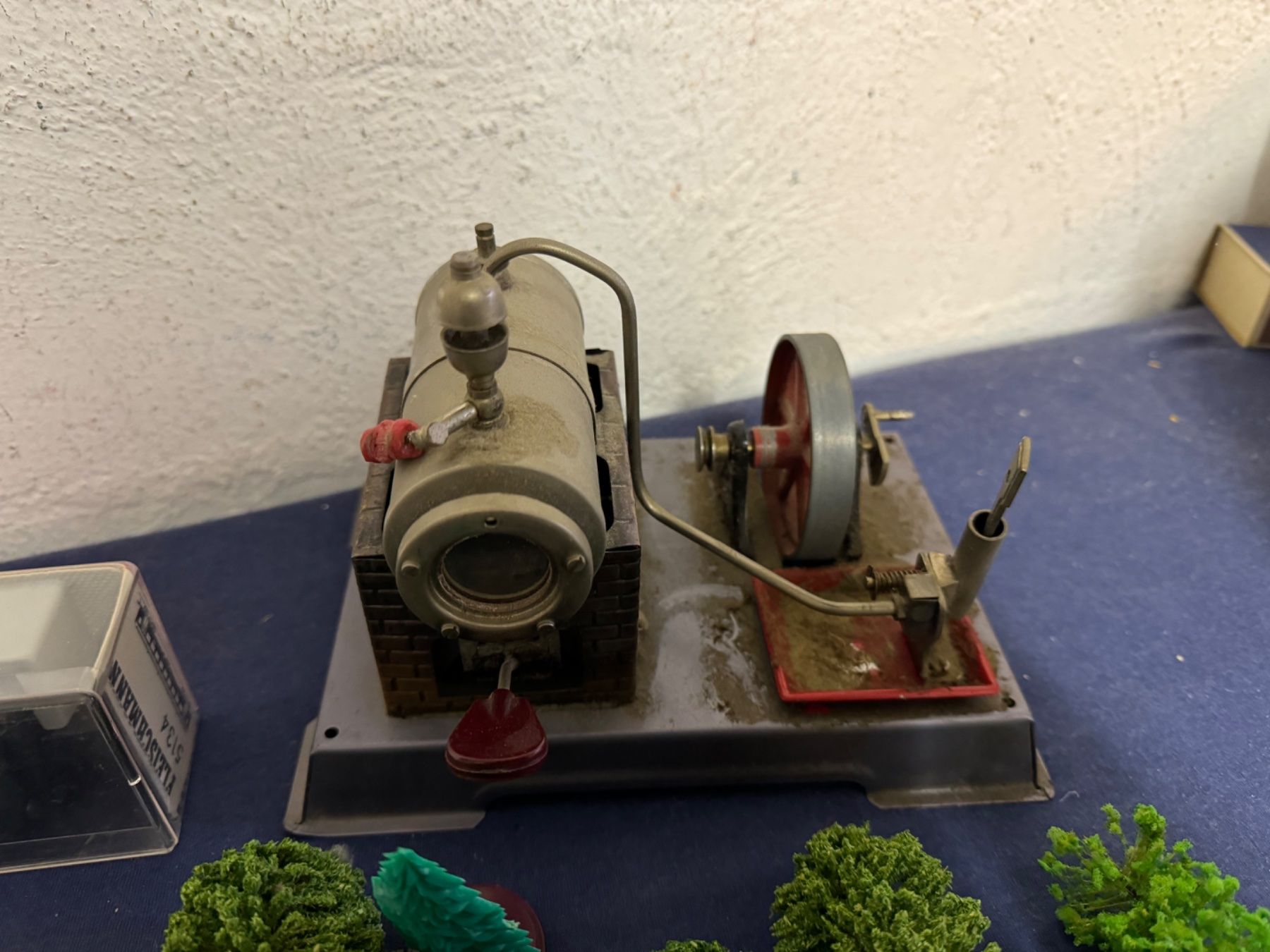Modelleisenbahnen: Modellbahn Nr 132 – Gebraucht aus Effretikon von  8