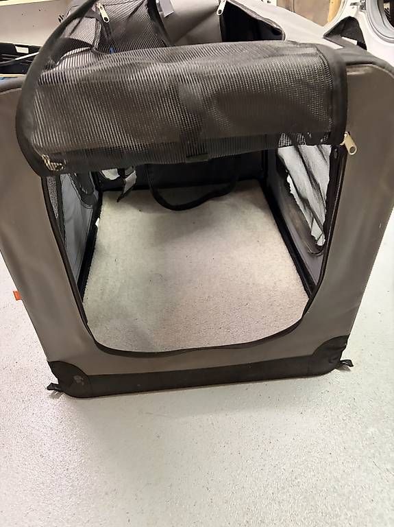 Käfige, Transport & Sicherheit: Hundebox  – Gebraucht aus Erschwil von wohlge02 2