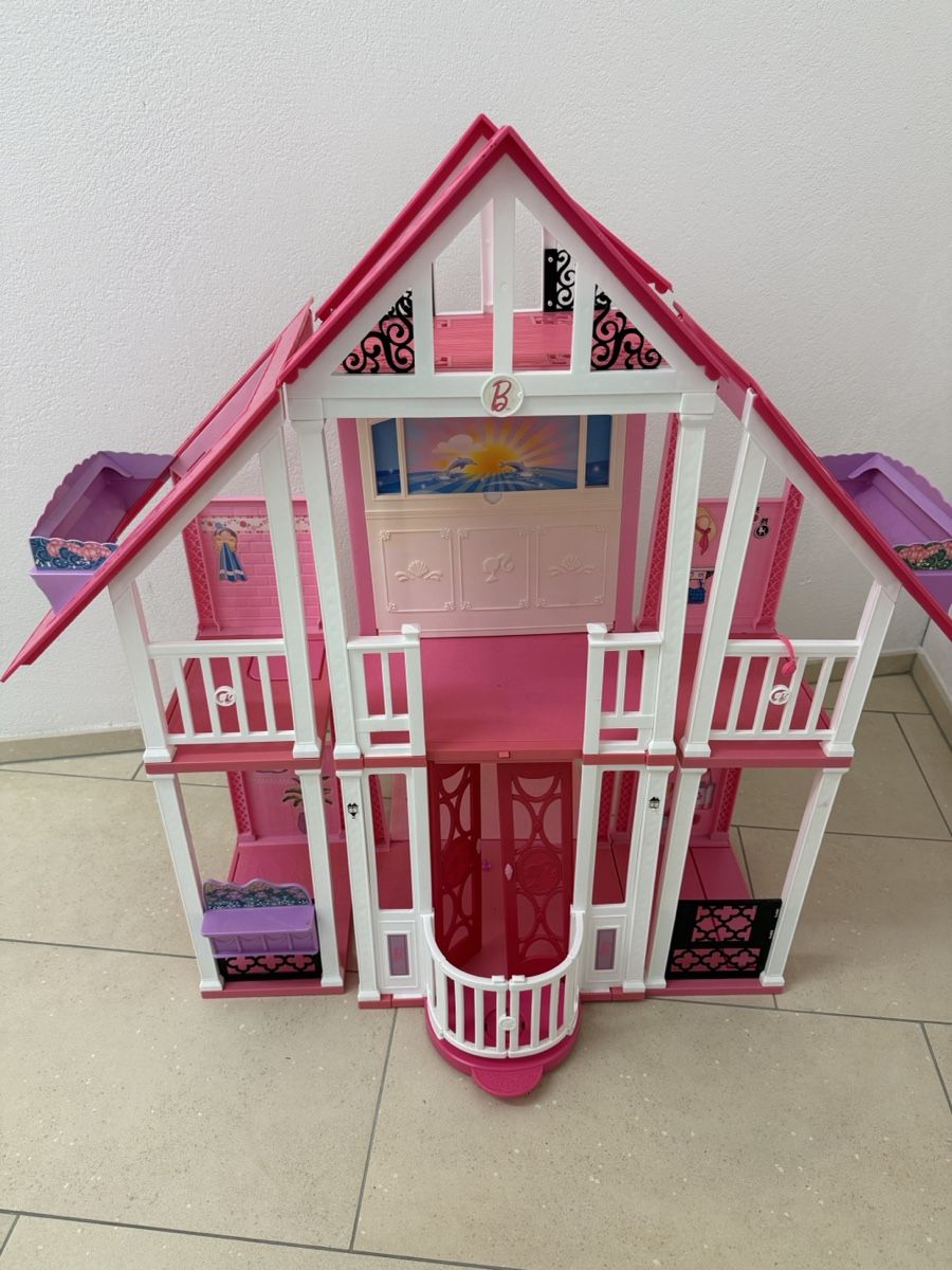 Barbie Case e mobili per bambole: Barbie Dream House – Usato da Meggen venduto da Petra-Arte