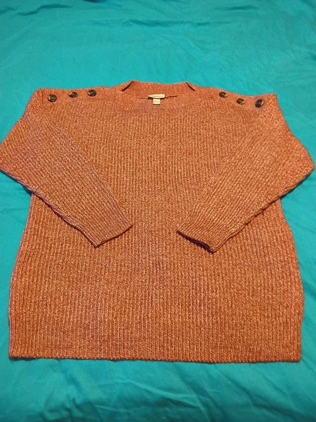 Pulls & Sweat-shirts: Pull longue manche  – Neuf (Voir description) à Yverdon par Nany6