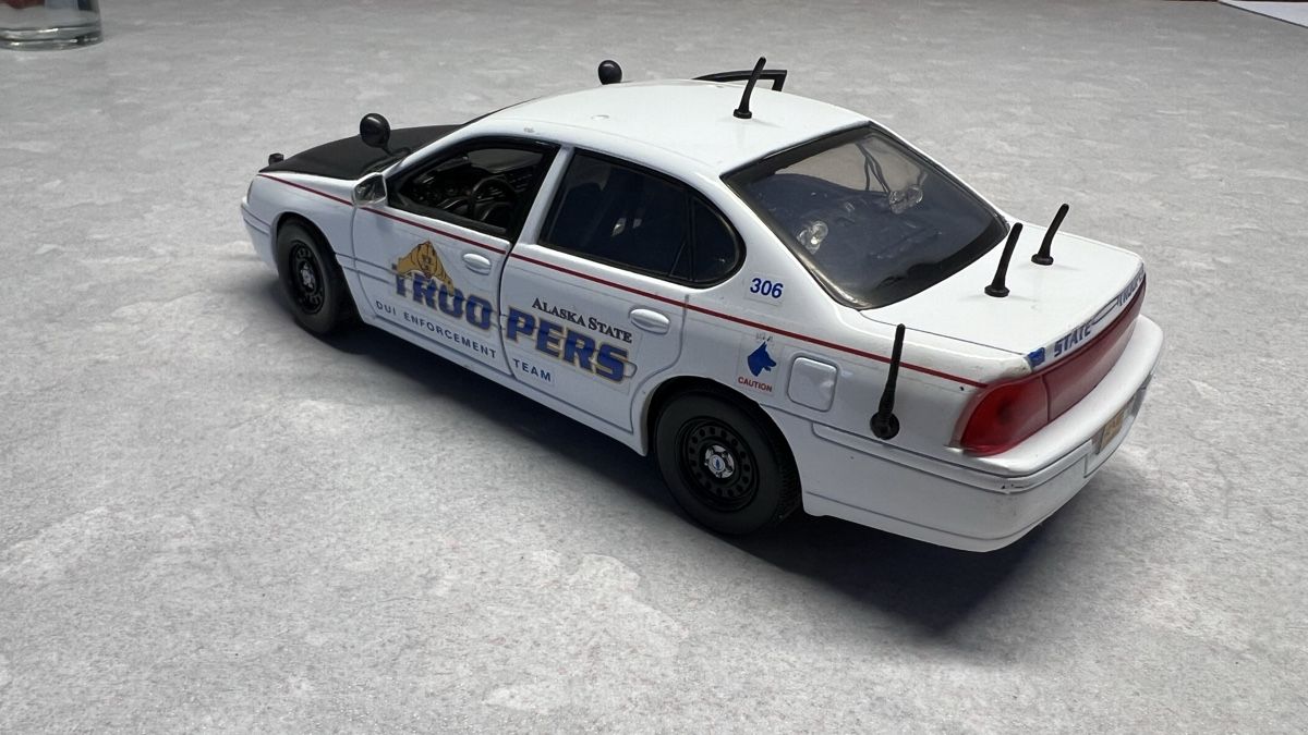 Chevrolet Modellini d'auto: 1:25 / Chevy Impala / Alaska State Trooper Unit – Usato da Vaduz venduto da Domiduke