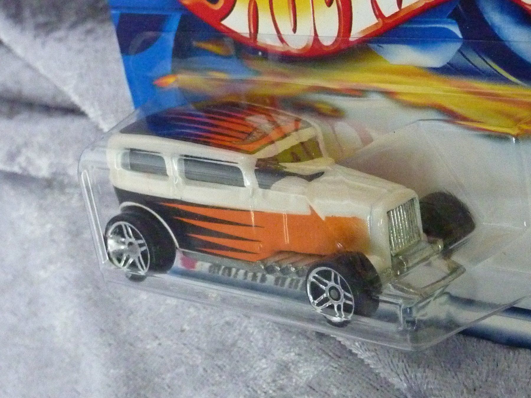 Hot Wheels Modellini d'auto: Midnight Otto FE 1:64 – Nuovo e nell'imballaggio originale da Dürrenäsch venduto da modellautos4you 3
