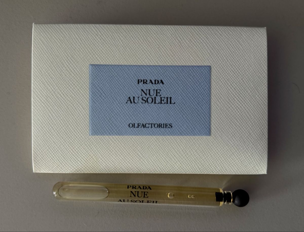Prada Profumi & Eau de Toilette: Prada Nue Au Soleil Olfactories Perfume Sample Vial – Nuovo e nell'imballaggio originale da Zürich venduto da Victoria_T