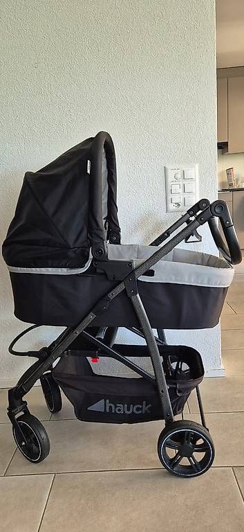 Hauck Carrozzine: Hauck Kinderwagen 3 in1 – Usato da Bülach venduto da Surbetone 2