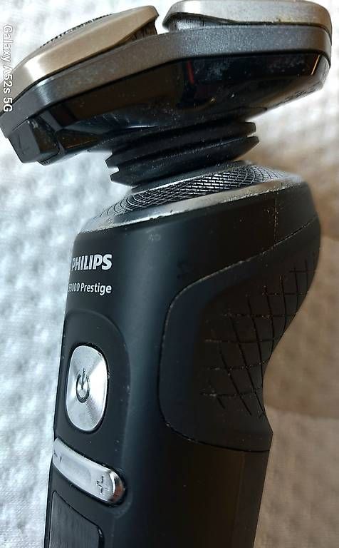 Rasoi & Lamette da barba:  Philips Rasierer Series 9000 SP9840/32 – Usato da Rorschacherberg venduto da jo08 4