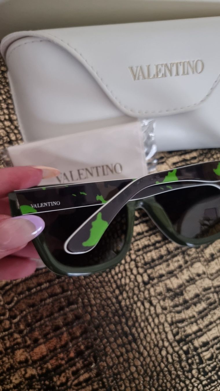 Valentino Occhiali & Lenti: VALENTINO occhiali da sole,  sunglasses – Nuovo (secondo la descrizione) da Curio venduto da Gossipgirl15 2