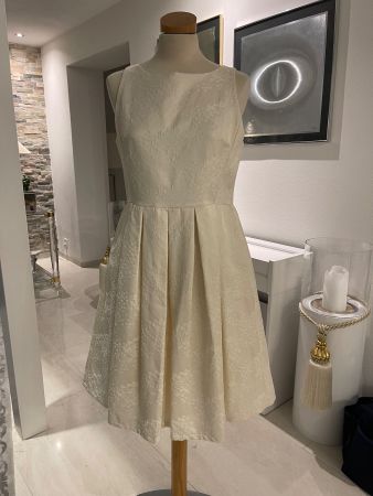 Kleid