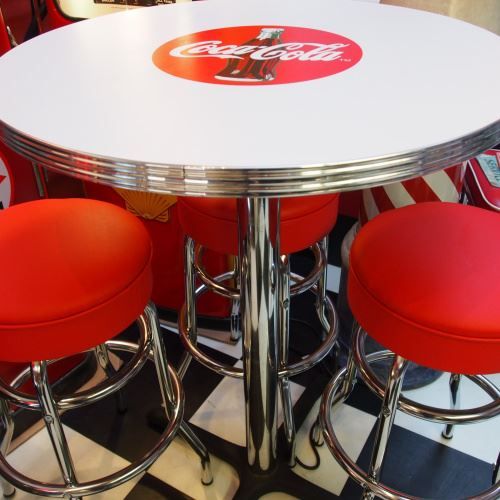 Werbeartikel: Coca Cola Tisch mit Barhocker – Neu (gemäss Beschreibung) aus Schalunen von schwabspielautomaten 1