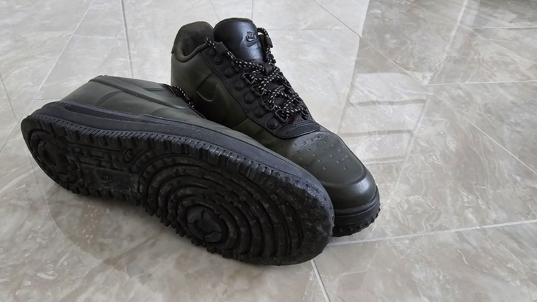 Nike Herrenschuhe: Nike Air Force 1 Duckboot Winter Wasserdicht 44 – Gebraucht aus Lengnau BE von Thanu1994 2