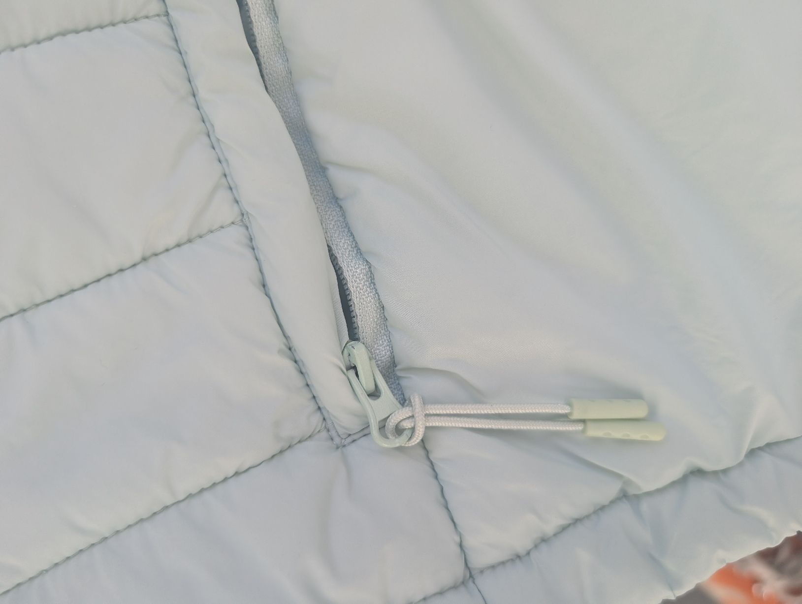 Manor Giacche: MANOR Lightweight quilted jacket mint hood like new – Nuovo (secondo la descrizione) da Chur venduto da aur_s5mj 3