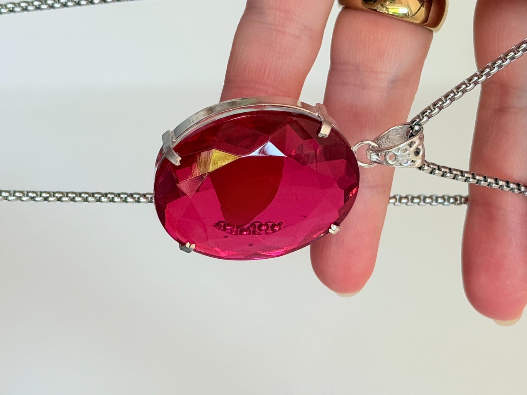 Catenine: Certificat Superbe collier long avec pendentif 109.35 Ct – Nuovo e nell'imballaggio originale da Genève venduto da AWWA 7