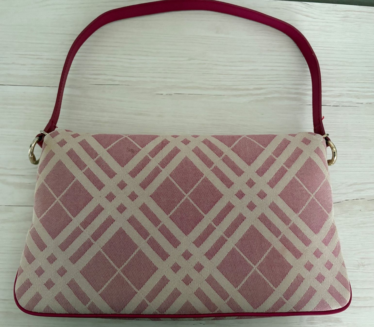 Burberry Borse da donna: Burberry Blue Label - Schultertasche Pink – Usato da Luzern venduto da VEL_7mlv 4