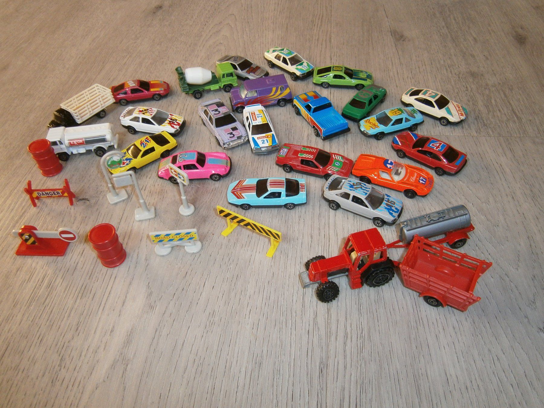 Jouets: Spielzeugkiste – D'occasion à Schwarzenburg par lore09 1