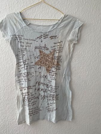 Extravagantes T-Shirt in Grösse M (36/38)