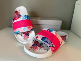 🌸Bench Badeschuhe Gr.41 , mit herrlichem Blumenmuster🌺neu!