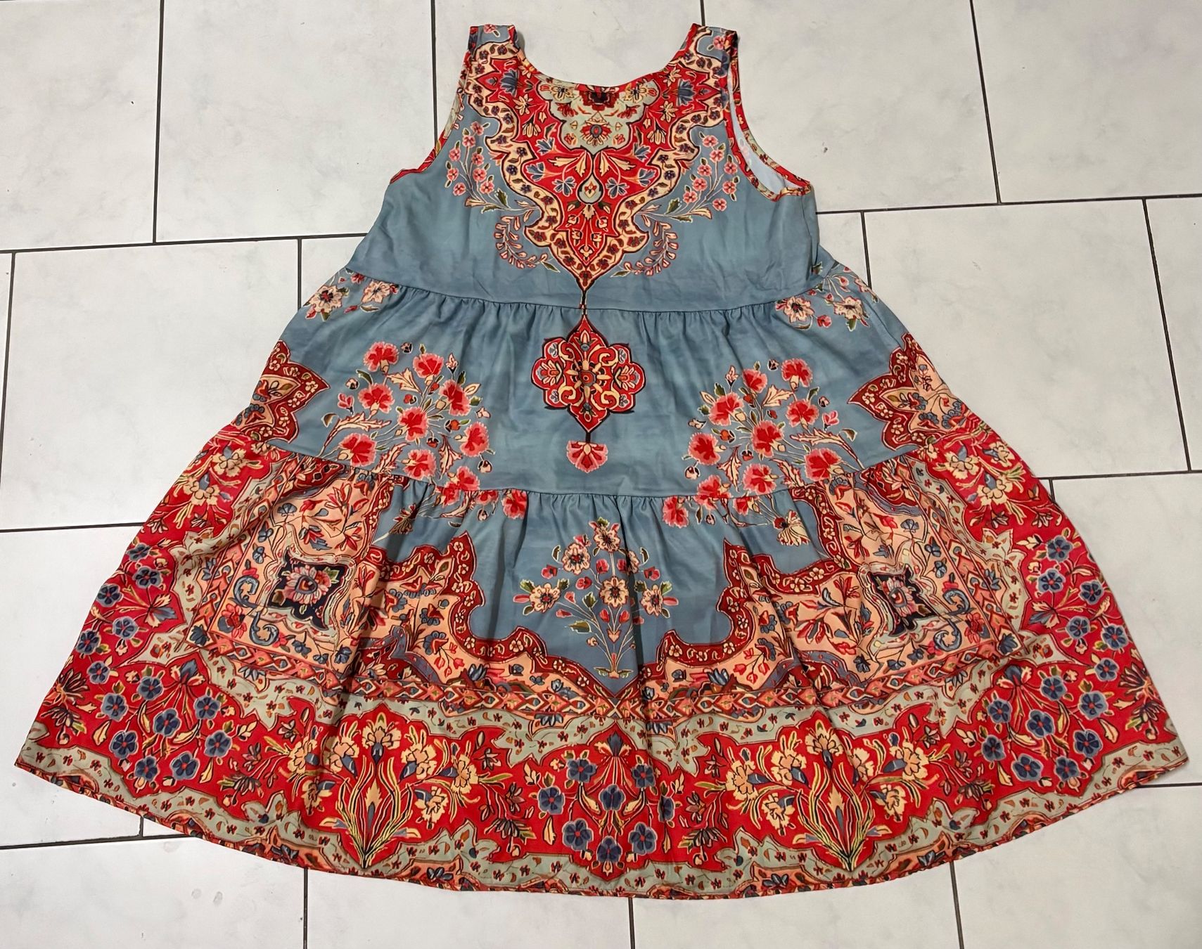 Robes: Kleid / Sommer-Midikleid – Neuf (Voir description) à Basel par tif_m2h6 4