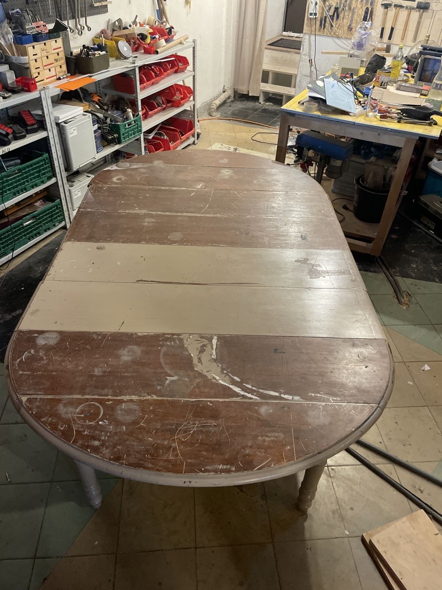 Tavoli: Table en bois à rallonges – Usato da Fribourg venduto da JohnB4 6