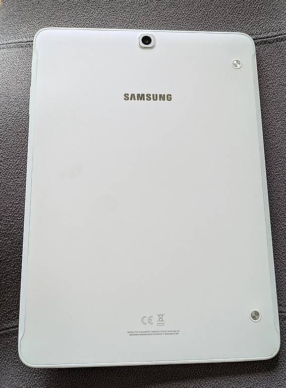 Samsung Tablet PC: Samsung Galaxy Tab S2 - 32GB – Usato da Zürich venduto da dor_596h 1