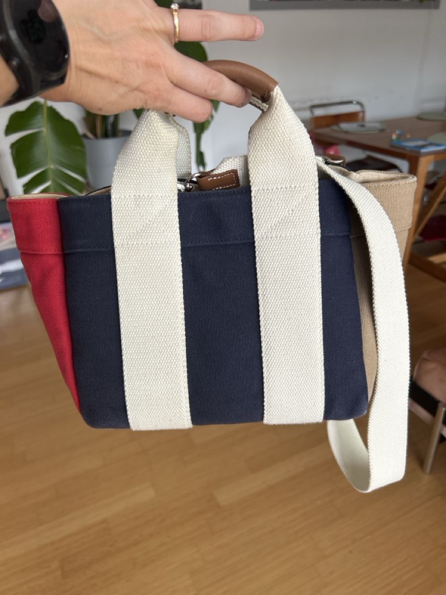 Taschen für Damen: Rue de Verneuil Traversée S – Gebraucht aus Zürich von Nugteren 1