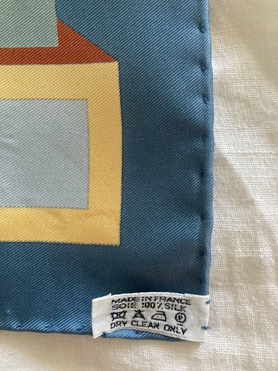 Hermès Foulard & Sciarpe: Hermès Gavroche – Usato da Zürich venduto da mainau16 2