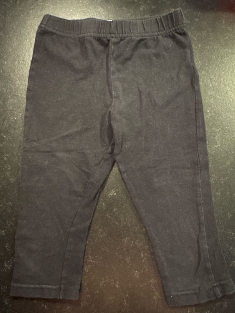 Strümpfe & Strumpfhosen: 2-er Set 3/4 Leggings Grösse 98-104 – Gebraucht aus Grabs von Shelly_87 3