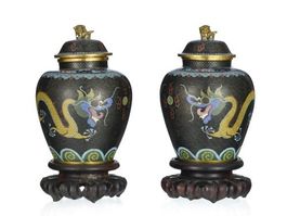 Beautiful Ancient Pair of cloisonné vases, China, 20th