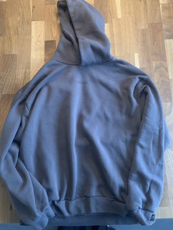 Grauer Hoddie von Bershka Grösse M