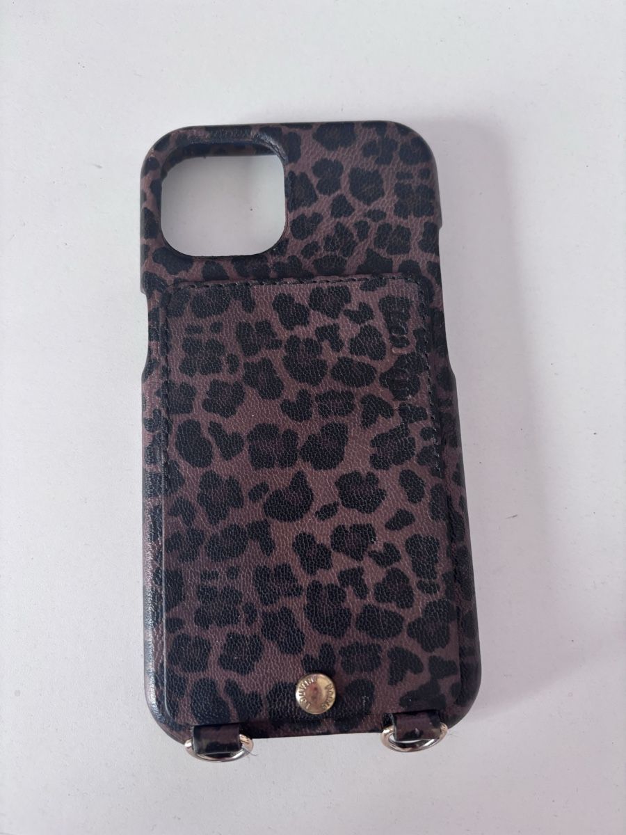 Apple Cover & Protezioni schermo: Louvini iPhone 15 cover leather  – Usato da Lausanne venduto da Charly_brune
