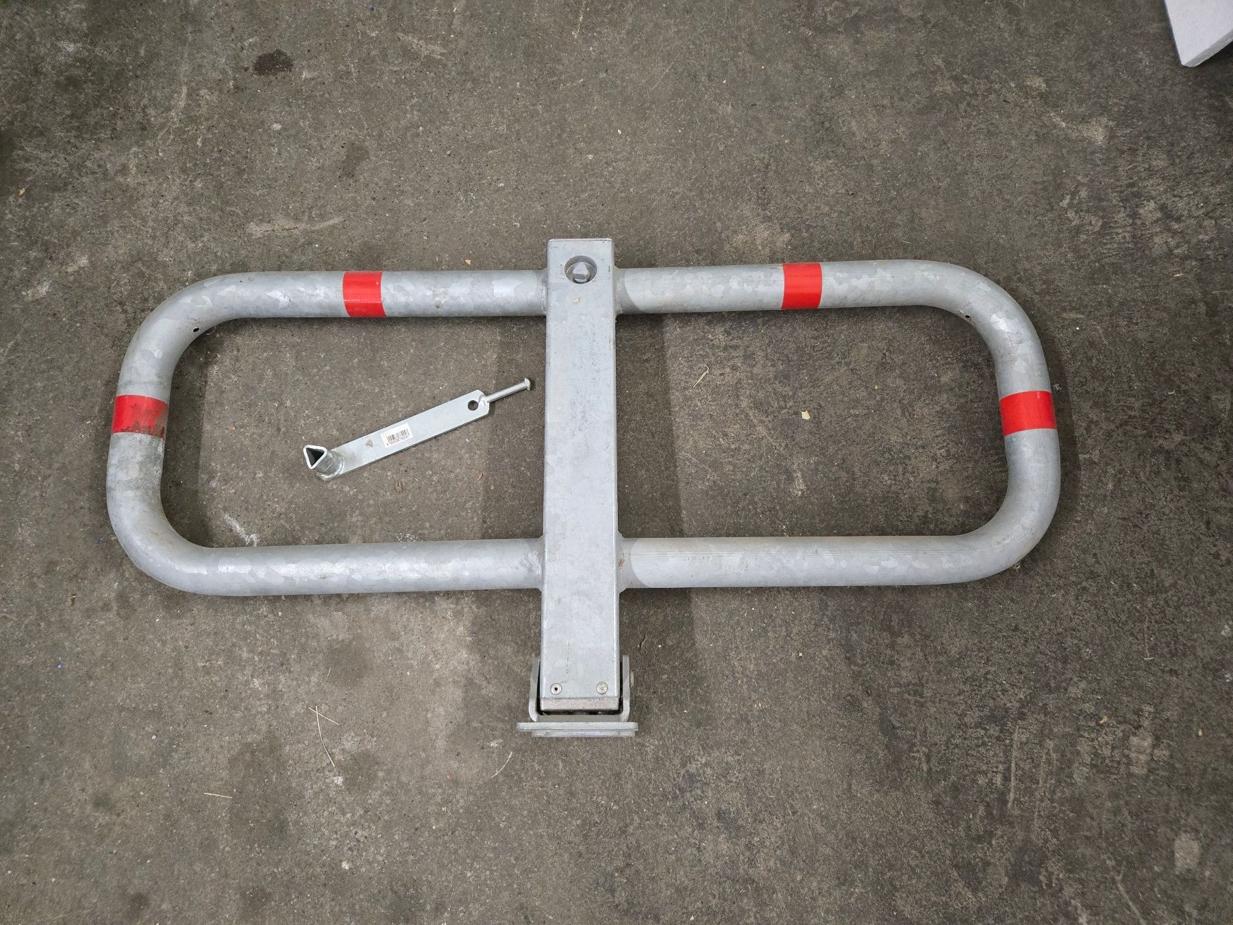 Altro in Decorazioni & Accessori: Absperrung Parkplatz Klappbar. – Usato da Kerzers venduto da Issimo-Center