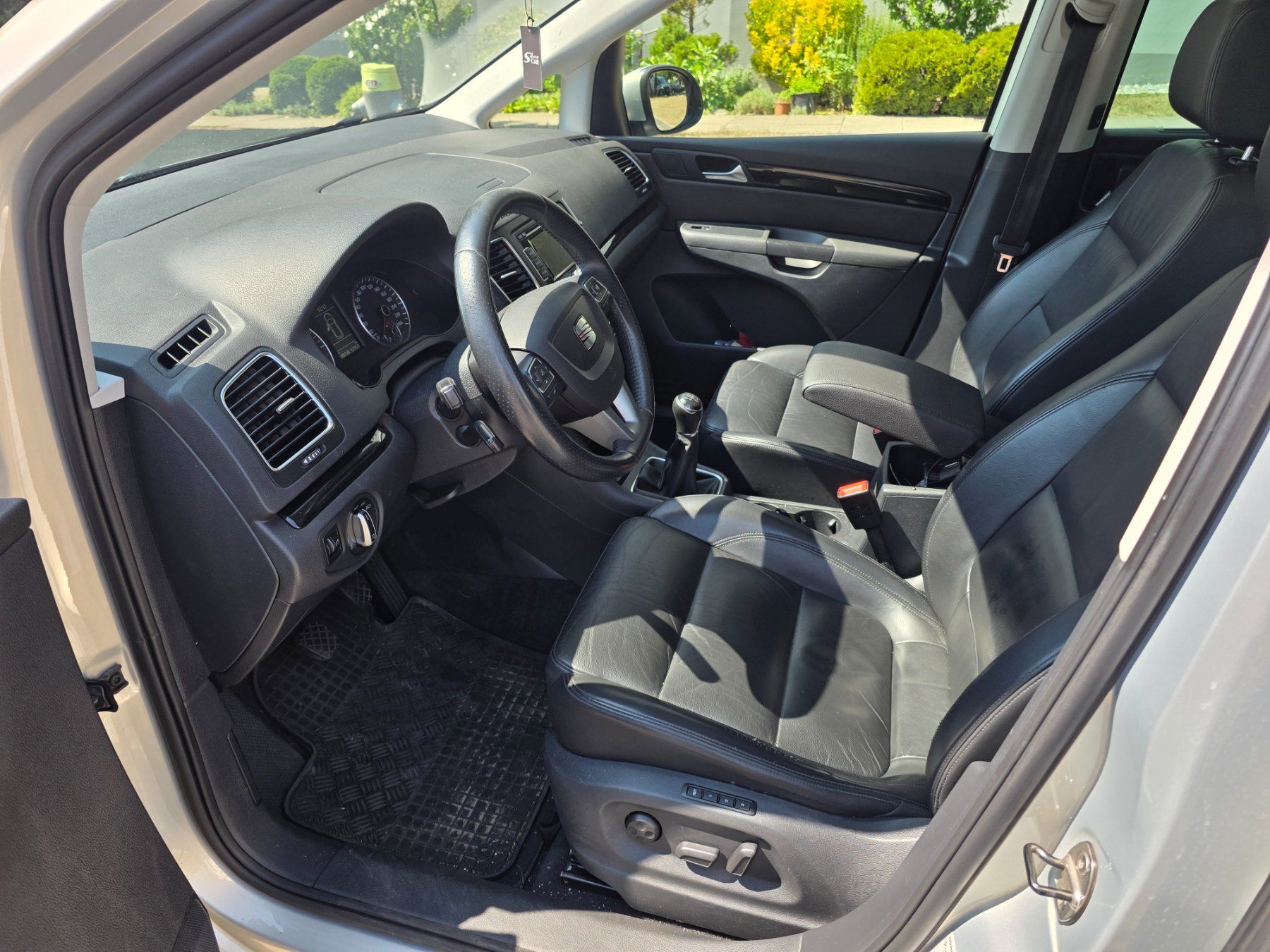 Seat Autos: Seat Alhambra 4x4 full version 7 platz – Gebraucht aus Zürich von zon_bn8c 7