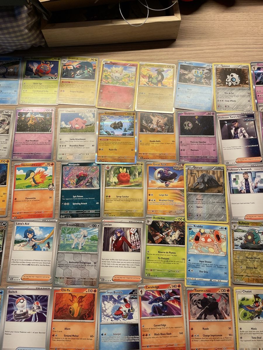 Pokémon Carte collezionabili: 100 cartes Pokémon!! – Usato da Rolle venduto da abbesses 8