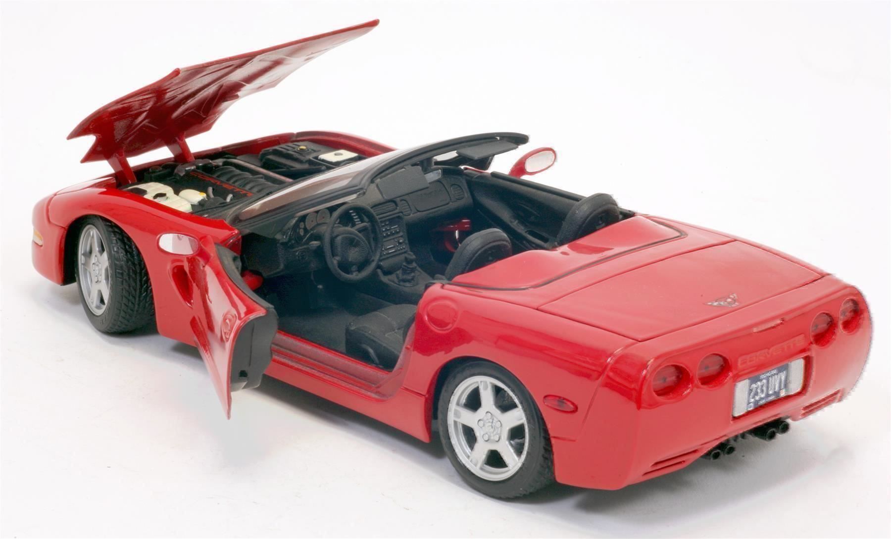 Maisto Modellini d'auto: Chevrolet Corvette 1998 1:18 Maisto – Usato da Bassersdorf venduto da Sugo 4