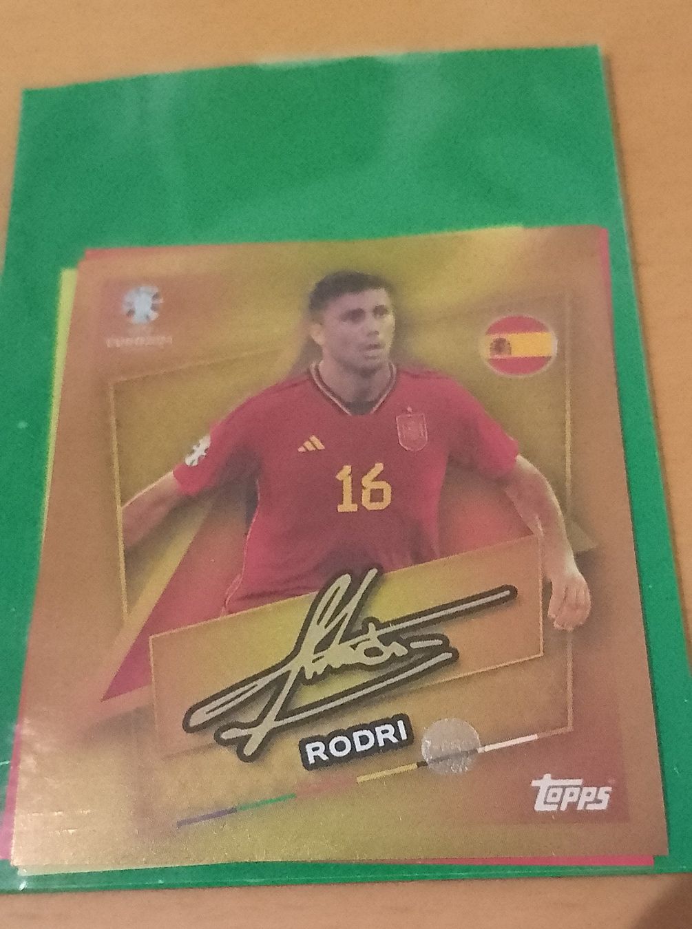 Topps Cartes à collectionner: Topps EM 2024 Rodri SP Gold plus 2 Sticker – Neuf (Voir description) à Ittigen par Footygol 2
