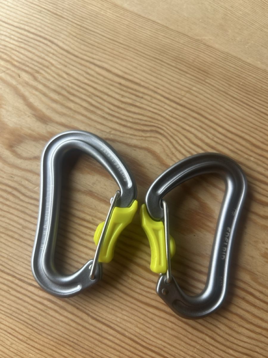 Attrezzatura da arrampicata: Edelried Ease Paragliding Carabiner – Nuovo (secondo la descrizione) da Unterseen venduto da soc_9jdx