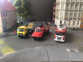 HERPA 1:87 H0 MERZEDES BENZ ZETROS, MAN TGS, UND SCANIA