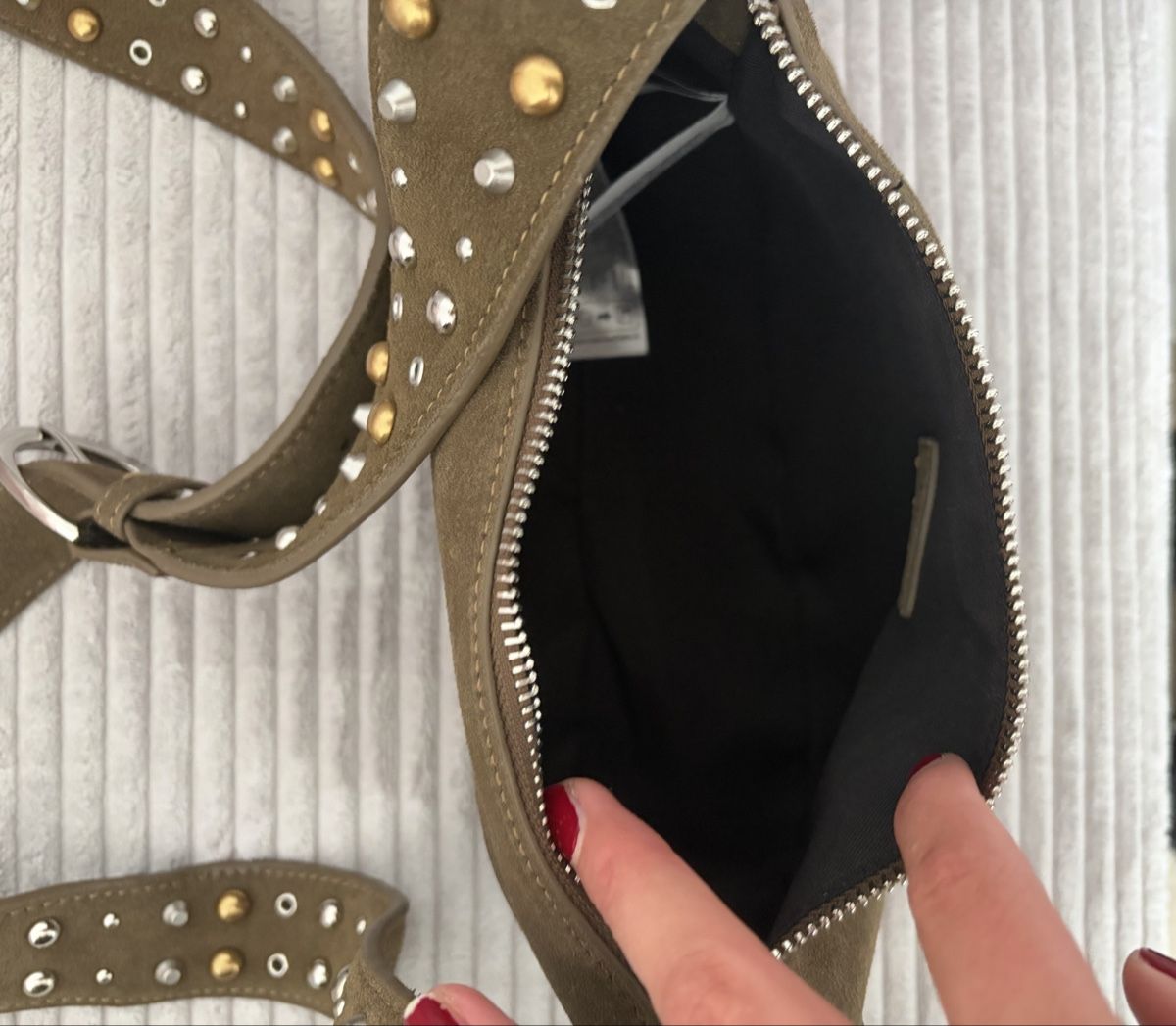 Mango Borse da donna: Mango Tasche mit Nieten – Nuovo (secondo la descrizione) da Sevelen venduto da sarah_selina 2
