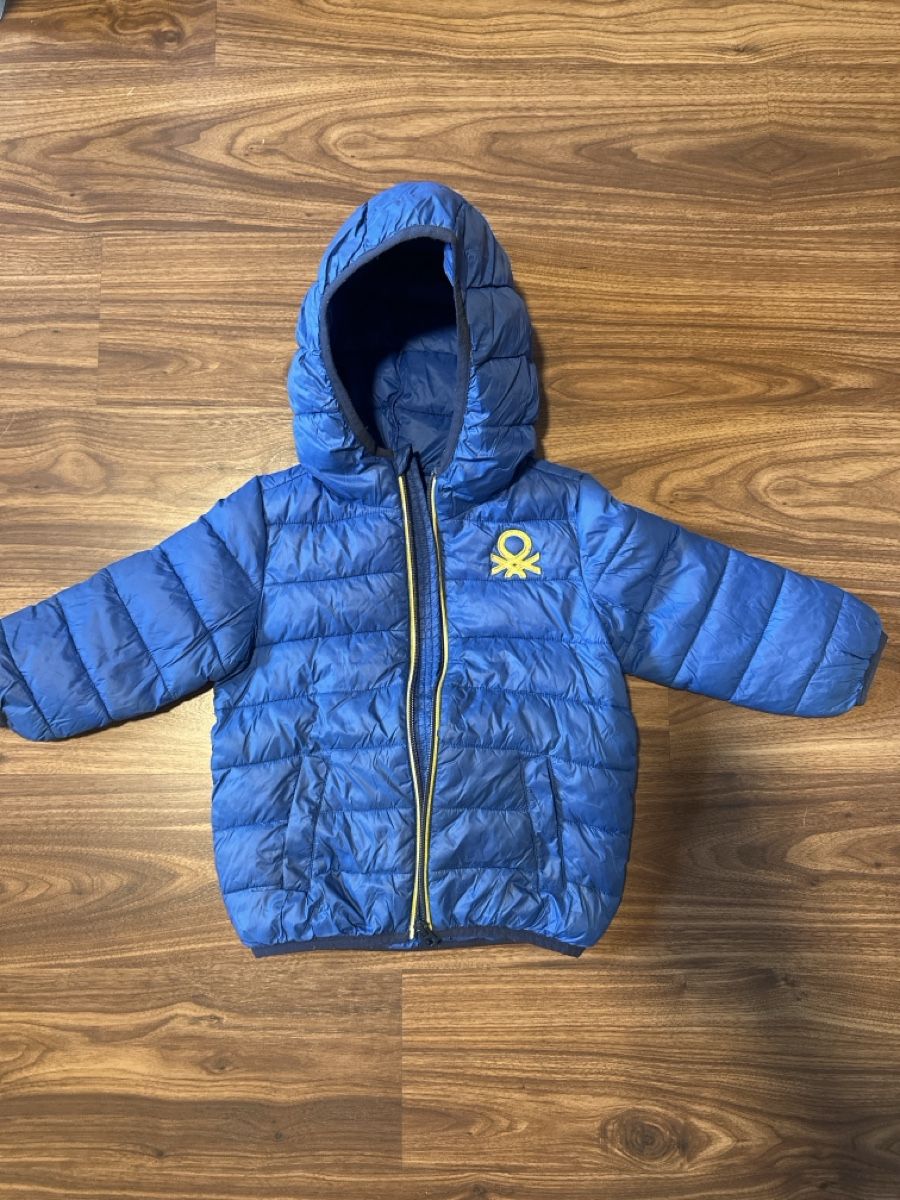 Benetton Vestes & Manteaux: Benetton Kacke kinder grösse 90 – D'occasion à Zermatt par katytesunshine