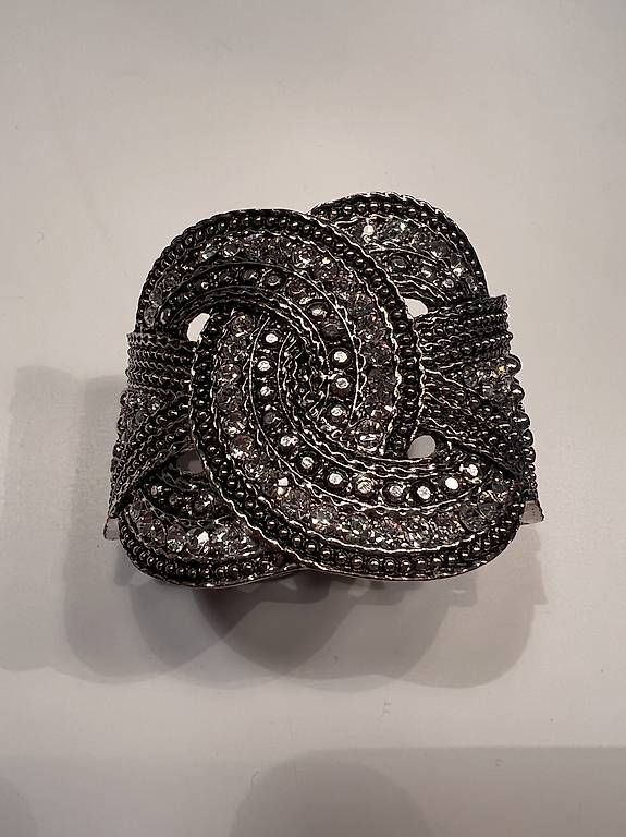 Bracciali & Braccialetti: Braccialetto acciaio decorato  – Usato da Gordola venduto da Simijojo 2