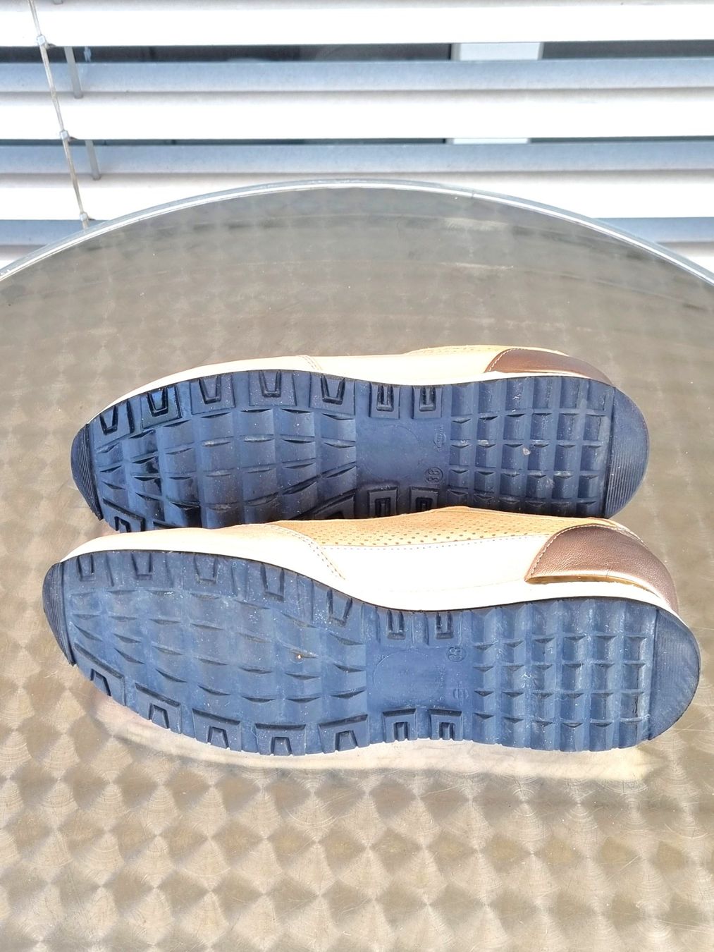 Navyboot Damenschuhe: NAVYBOOT Damen Sneakers Gr. 38 – Gebraucht aus Glattbrugg von Adriano2014 8