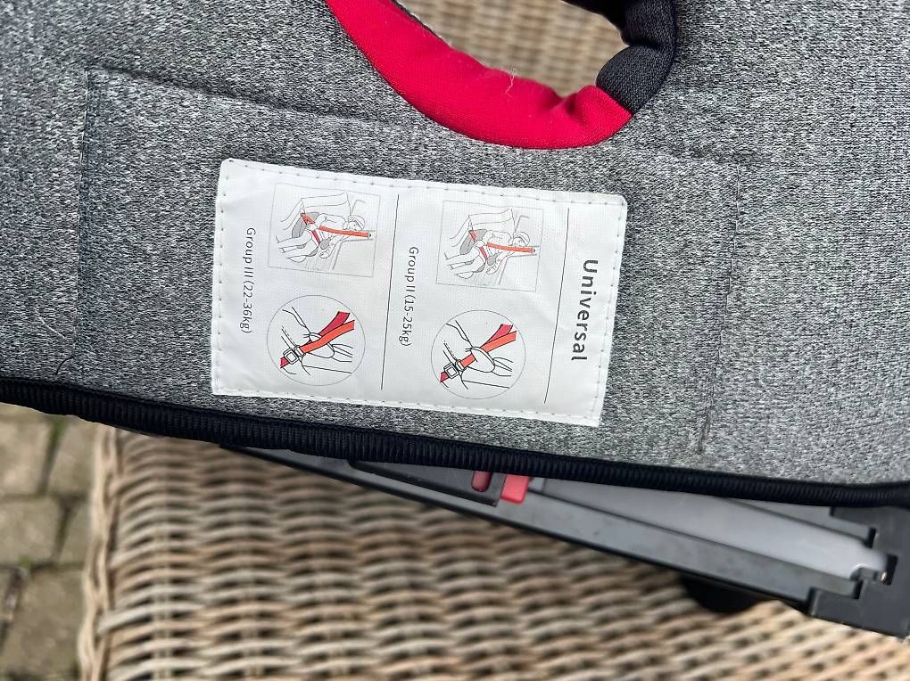 Seggiolini per auto: Sitzerhöher Osann Luxisofix – Usato da Beinwil am See venduto da brigittehug 2