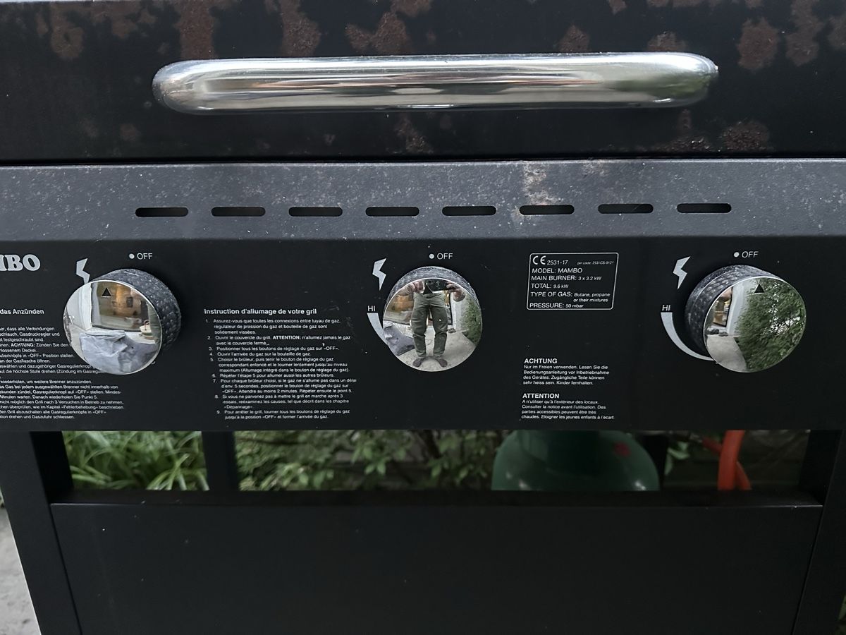 Grils: MAMBO Gas Grill with 3 Burners – D'occasion à Zürich par dri_n2k6 1