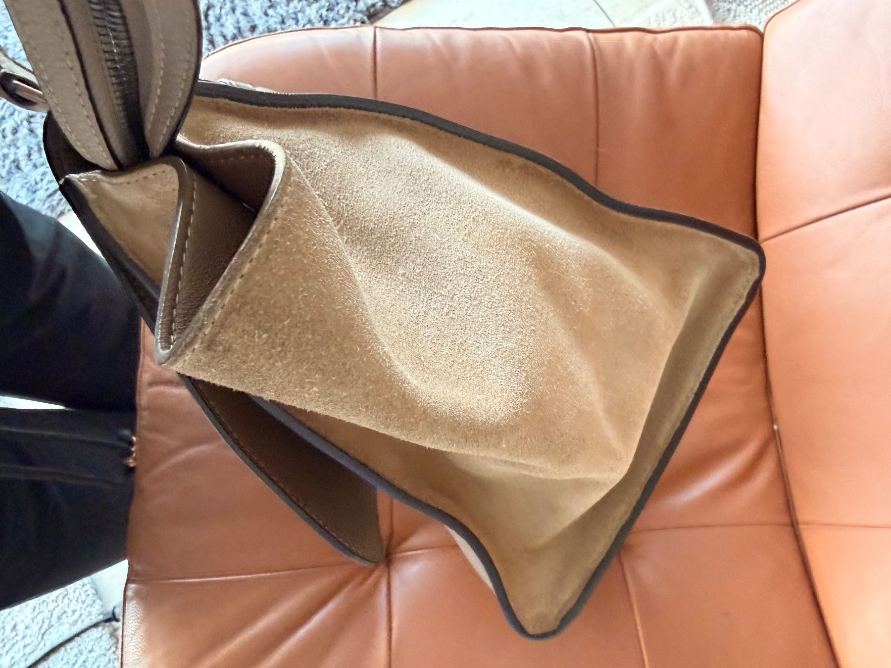 Celine Borse da donna: Original Celine Trapeze Beige – Usato da Würenlos venduto da Ela_73 5