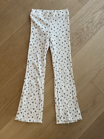 H&M Girl's Floral Print Flared Leggings, Size 6-7 Years