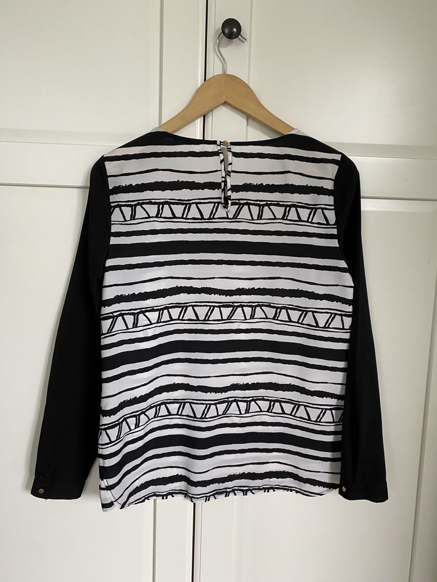 Camicette: Black & White Long Sleeve Blouse - Size 36 – Usato da Schlieren venduto da tug_568r 2