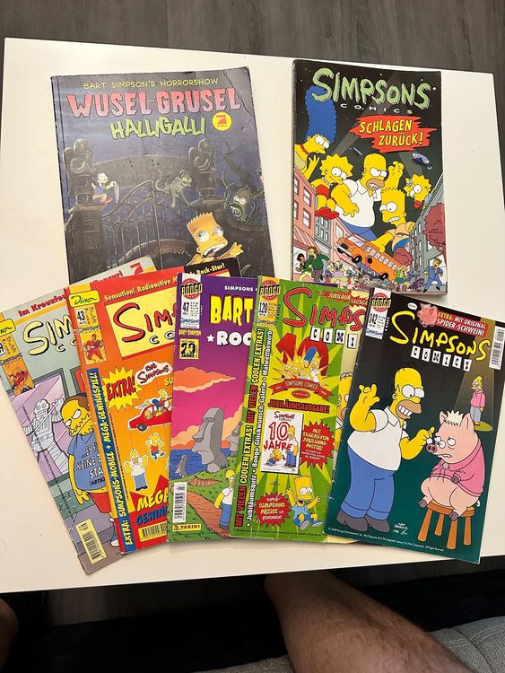 SIMPSONS COMICS LOT 2 BÜCHERN + 5 HEFTEN UND COOLEM MOBILE (Gebraucht ...
