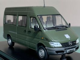 Mercedes-Benz Sprinter Minibus Phase II 2000-2002 "Schweizer