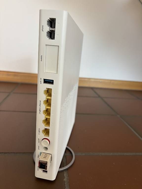 Modem & Router: Internet Box 3, Swisscom  – Usato da Zürich venduto da pavi51 1