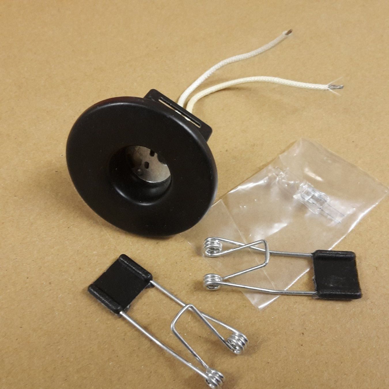 Osram Lampade: Halogen Einbau Set, 9er Spot, Neu, Top – Nuovo (secondo la descrizione) da Bergdietikon venduto da Hyundai16v 5