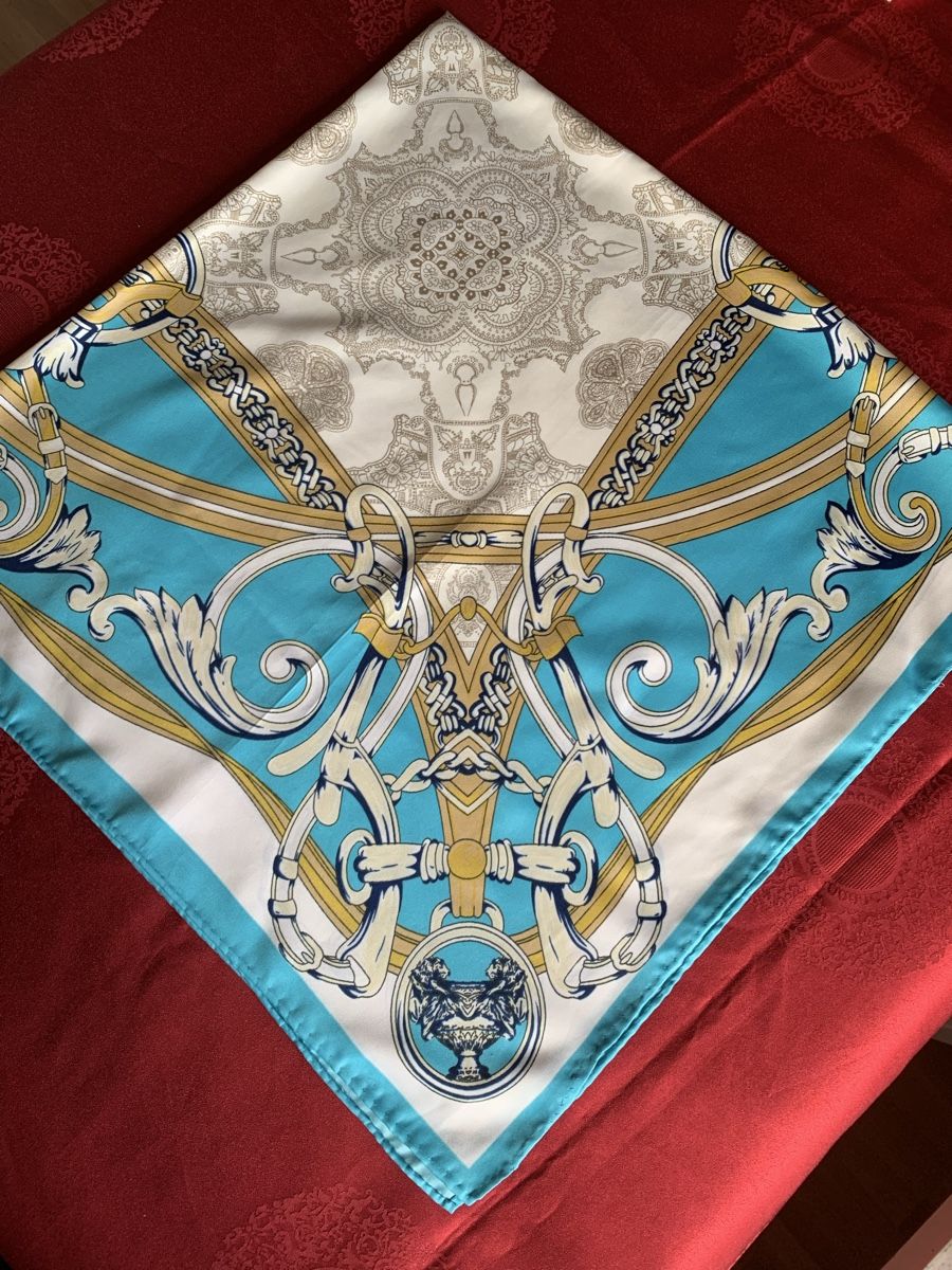 Foulard & Sciarpe: Foulard – Nuovo (secondo la descrizione) da Prilly venduto da Sissi_1009 2